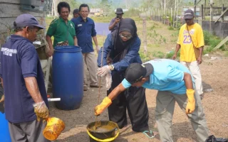 Transmigrasi Teluk Wondama Beralih ke Panel Surya dan Biogas